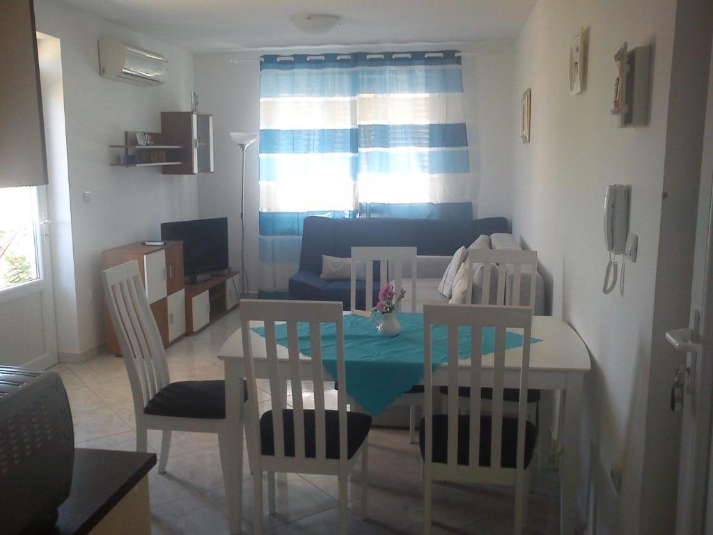 Apartments Diva Novalja Habitación foto